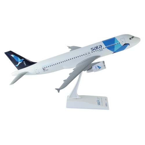 A320 CS-TKO 